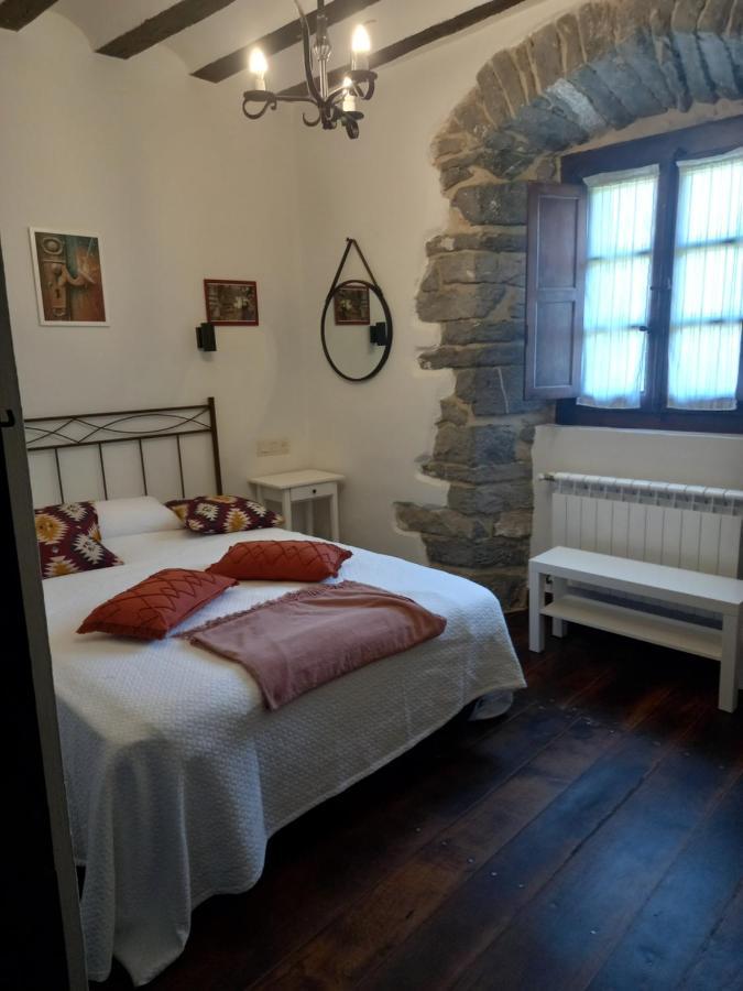 Hotel Dona Lola Izarra Zewnętrze zdjęcie