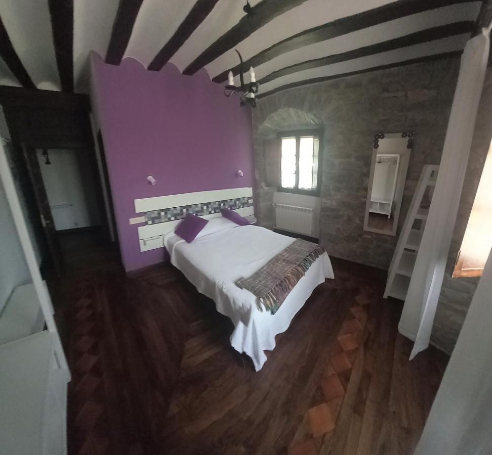 Hotel Dona Lola Izarra Zewnętrze zdjęcie